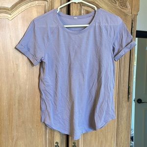 Lulu lemon light purple, short sleeve workout top.